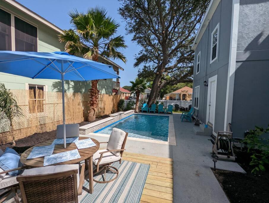 Villa 5/3 With A Heated Pool 2 Min From Beach, Updated Galveston Exterior foto